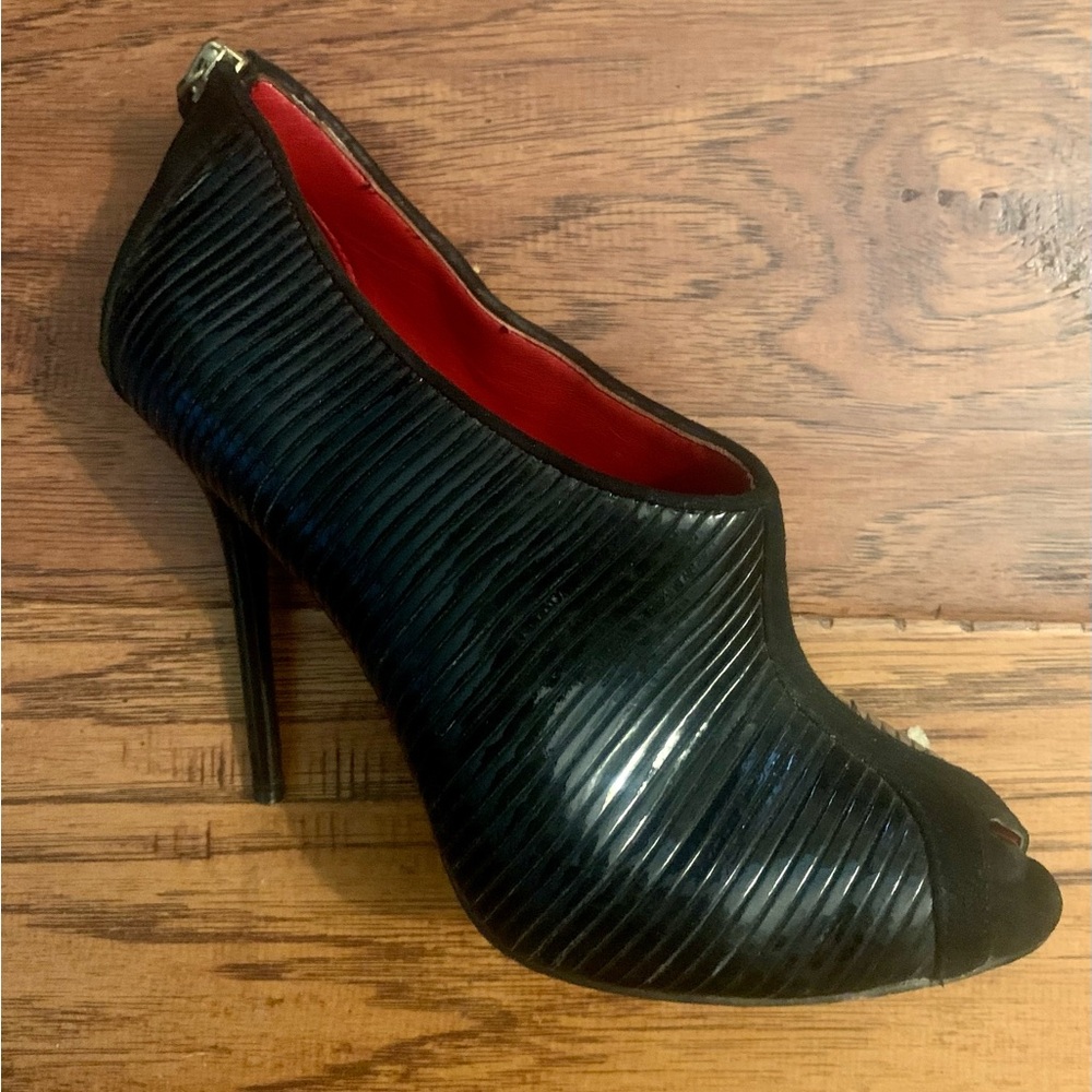 Vintage Charles Jourdan Amanda Black Leather Peep Toe Booties